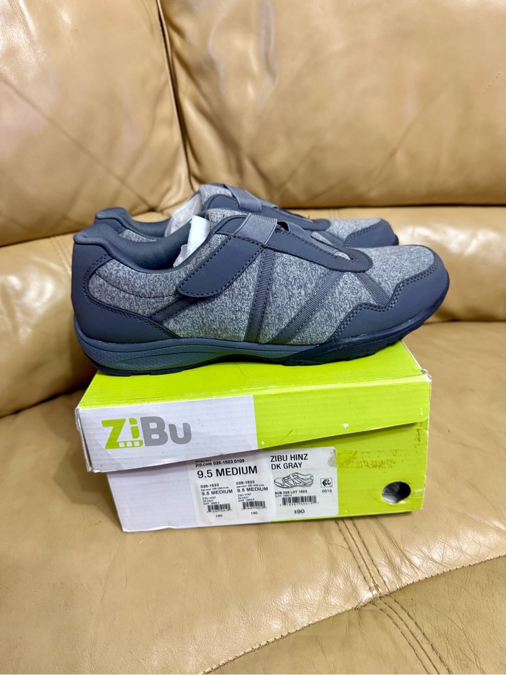 ZiBu Hinz Women’s 9.5 NIB Gray Comfort Walking Sneakers Hook Loop